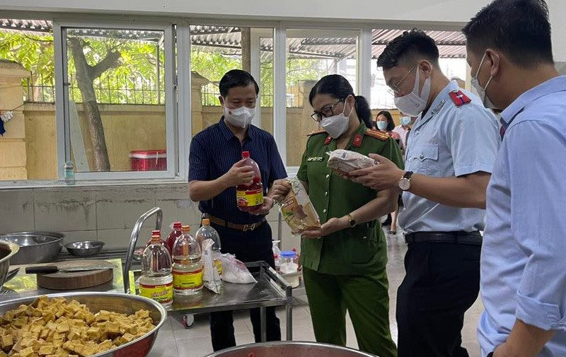 Hậu kiểm ngăn chặn mất an toàn thực phẩm